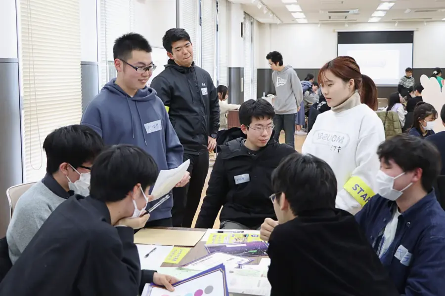 参加者と運営スタッフ = 2025年3月9日 アビヤント・K