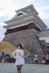 「かみおん！」主催者のBrownさん = 2025年4月12日 上山城前