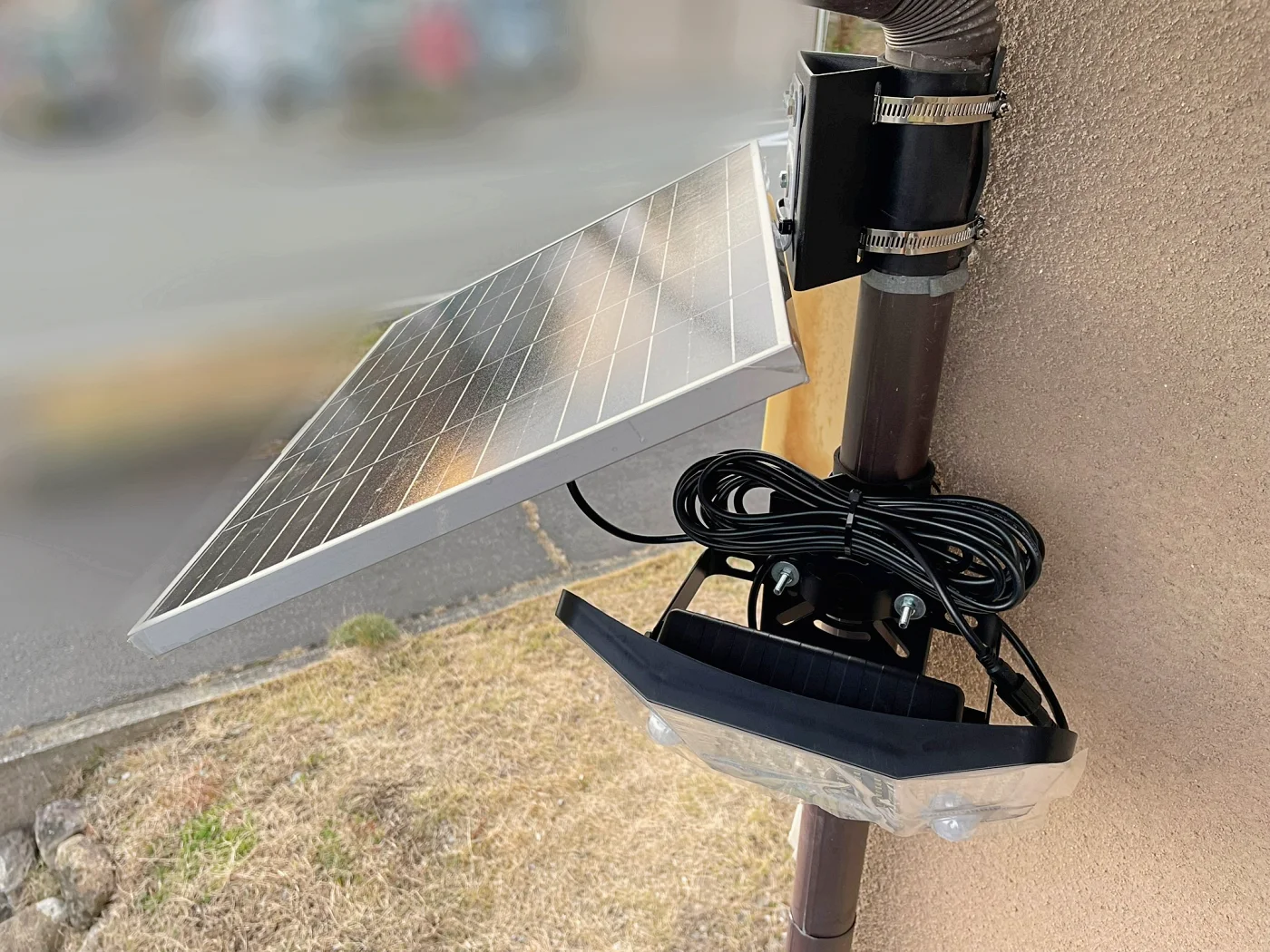 ケーブルの取り回しなど