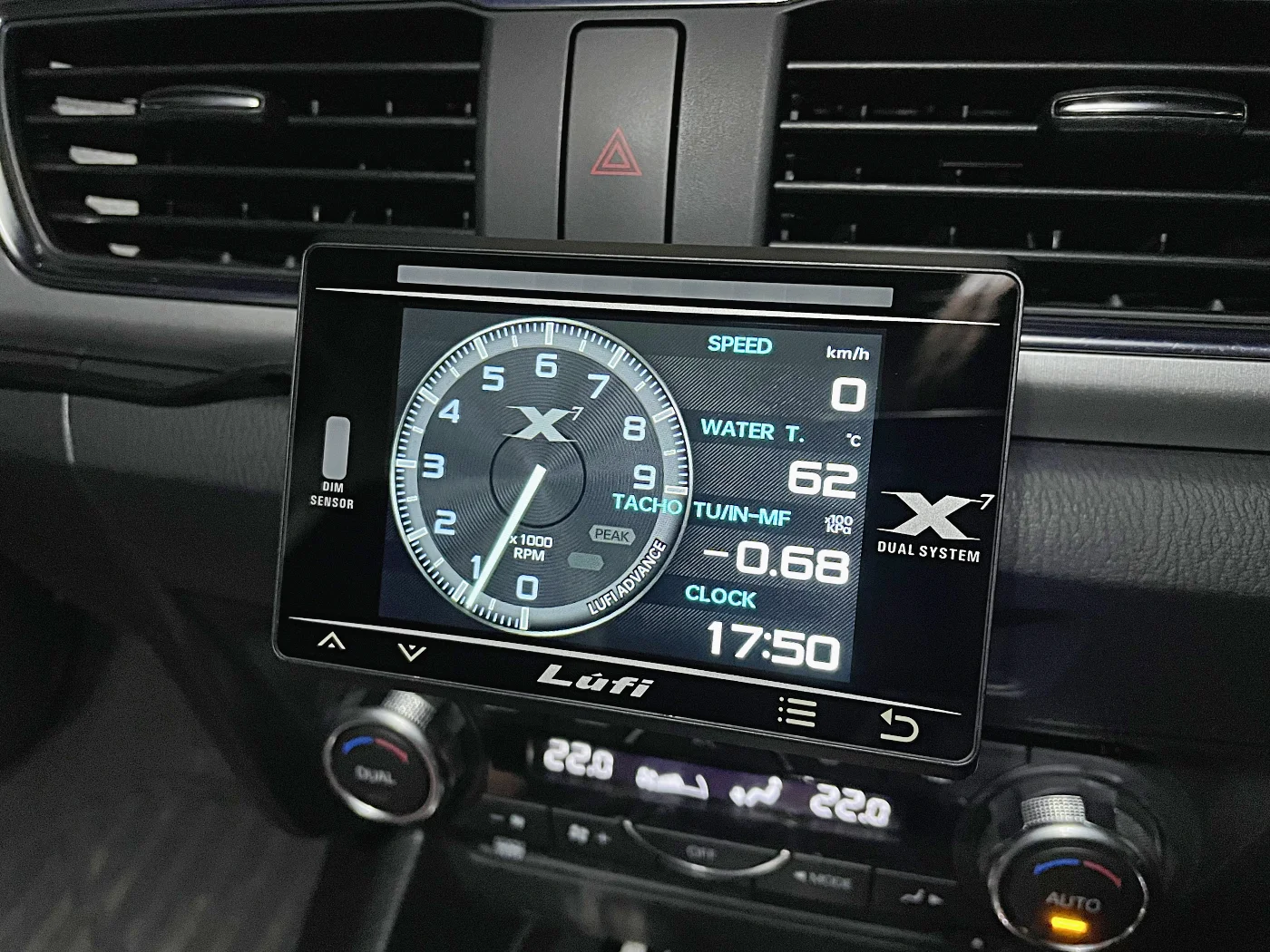 画面6 (メーター1個と文字情報4個)