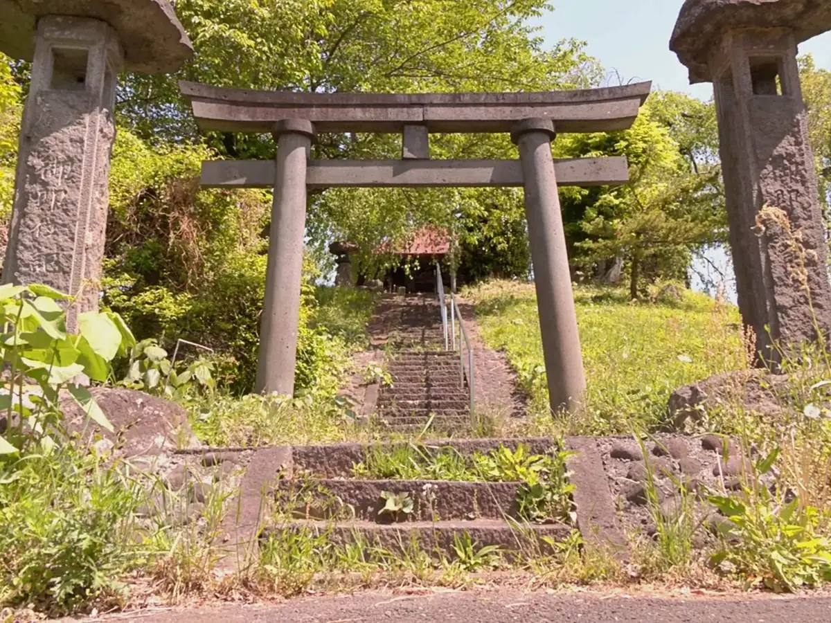 それぞれの想いが込められた場所。かみのやまの風を感じながら、1ヵ所でも多く訪れてみてほしい。