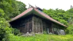 トタン屋根の家屋 = 2022年7月6日 泥部