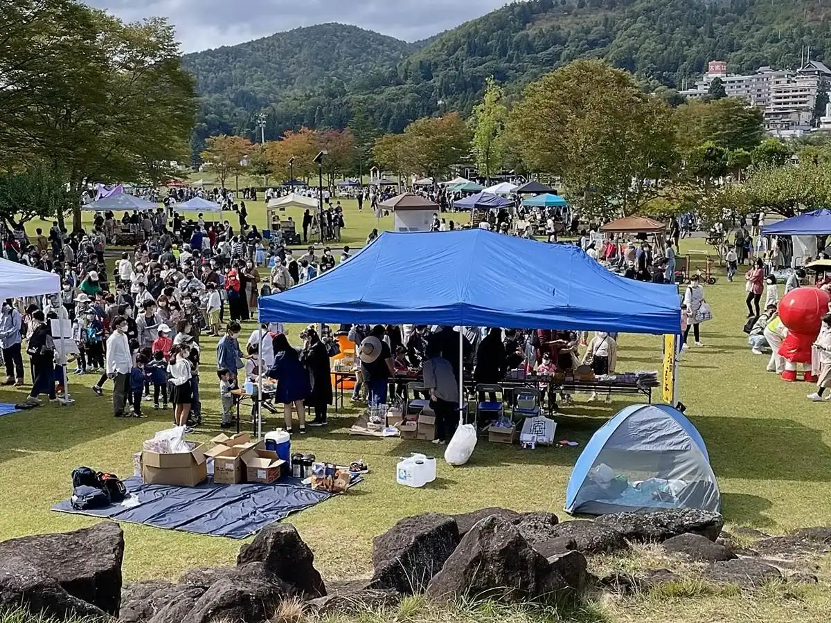 過去の様子 = 2022年10月9日 市民公園